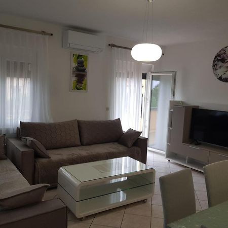 ורסאר Apartment Zarko מראה חיצוני תמונה