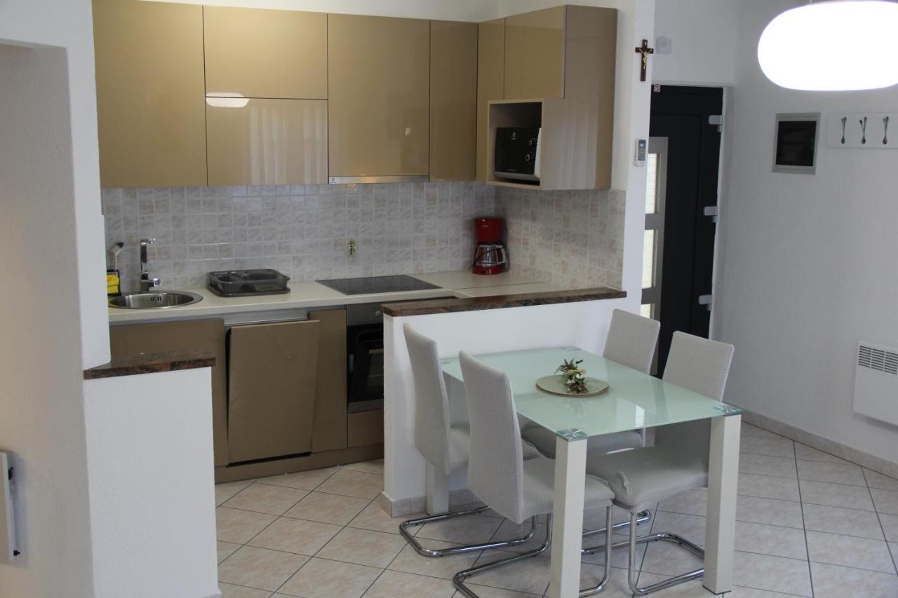 ורסאר Apartment Zarko מראה חיצוני תמונה